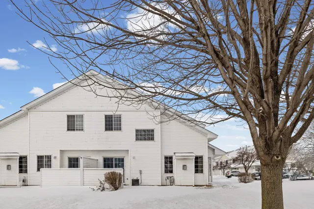 $259,000 | 12668 43rd Street Northeast, St. Michael, MN 55376