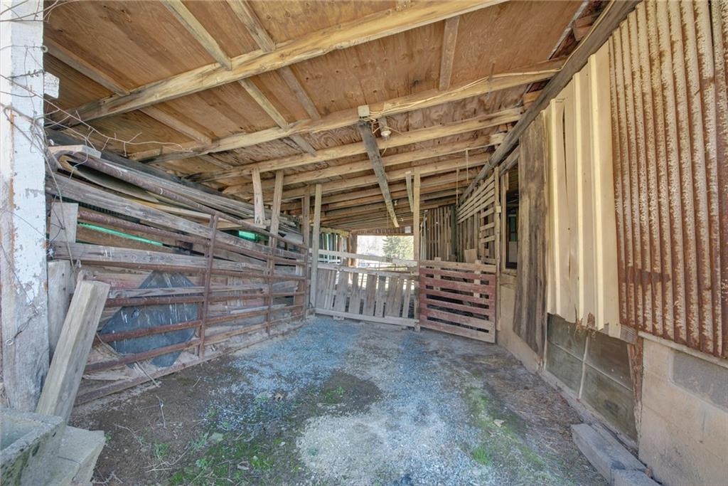 8188 Mentor Road Elizabeth, PA 15037 - Photo 12 of 35 Gallery Image 12