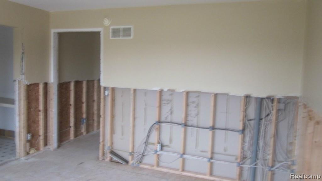 12279 Duffield Road Gaines, MI 48436 - Photo 31 of 35 IMG_8872.jpg