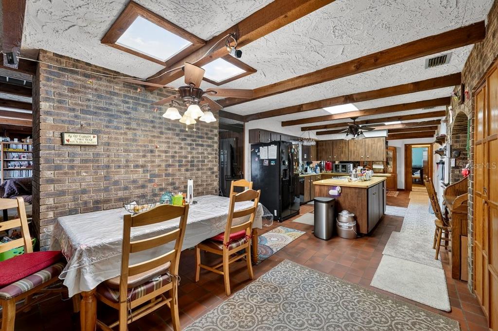 279 Riverbend Road Ormond Beach, FL 32174 - Photo 9 of 44