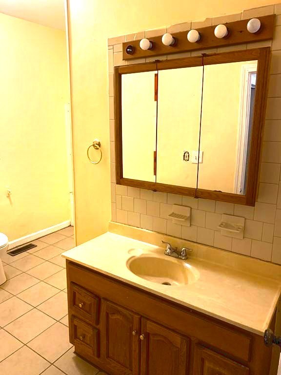 82 Fox Street Worcester, MA 01604 - Photo 13 of 16