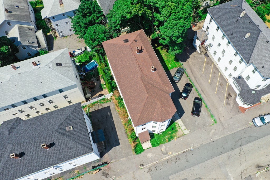 82 Fox Street Worcester, MA 01604 - Photo 4 of 16