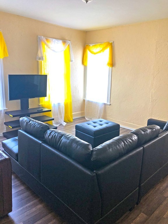 82 Fox Street Worcester, MA 01604 - Photo 7 of 16