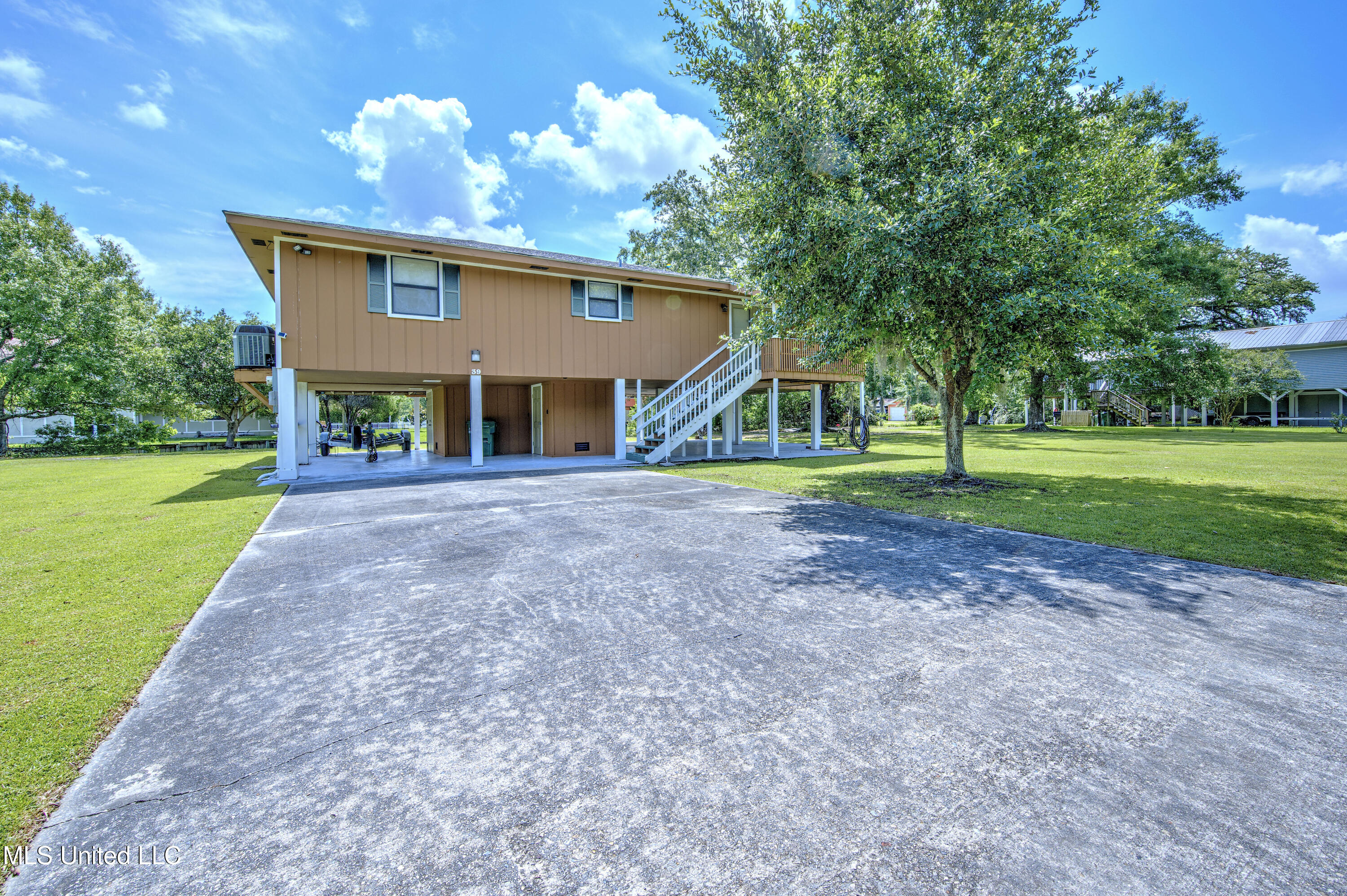 39 Harrison Road Bay St. Louis, MS 39520 - Photo 19 of 30 39hfrv1