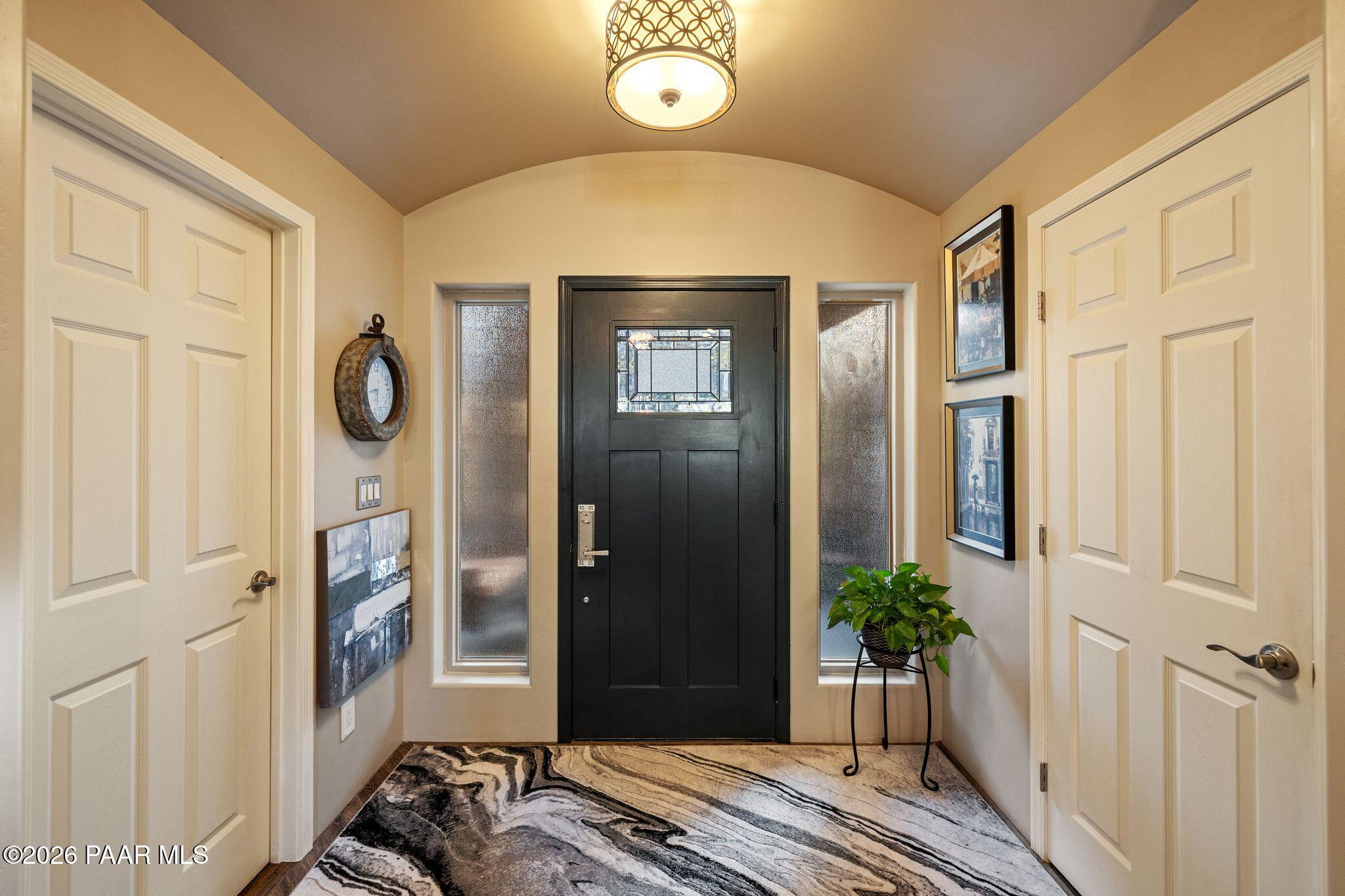 4955 Bear Way Prescott, AZ 86301 - Photo 4 of 67 019-Front Entry