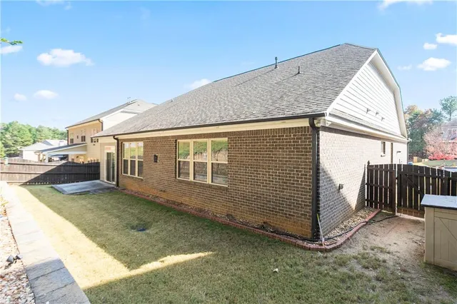 $3,000 | 330 La Perla Drive, Sugar Hill, GA 30518