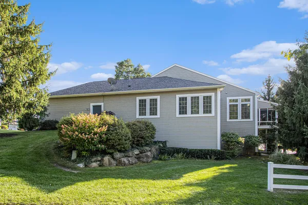 $350,000 | 2669 Hunters Bluff, Kalamazoo, MI 49048