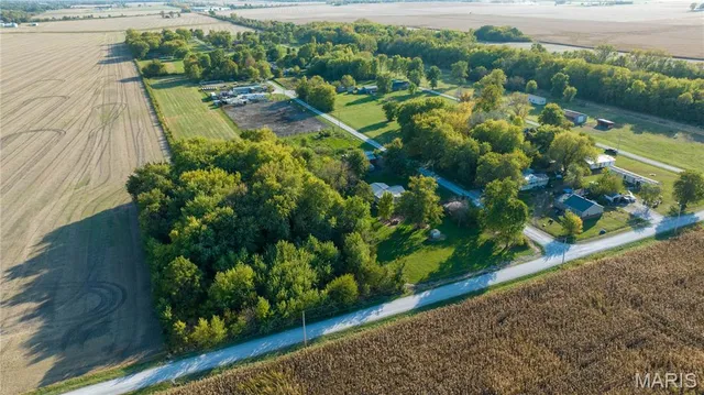 $89,900 | 10970 Cordum Avenue, Gillespie, IL 62033