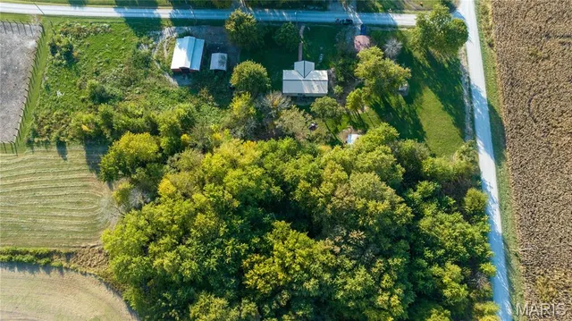 $89,900 | 10970 Cordum Avenue, Gillespie, IL 62033