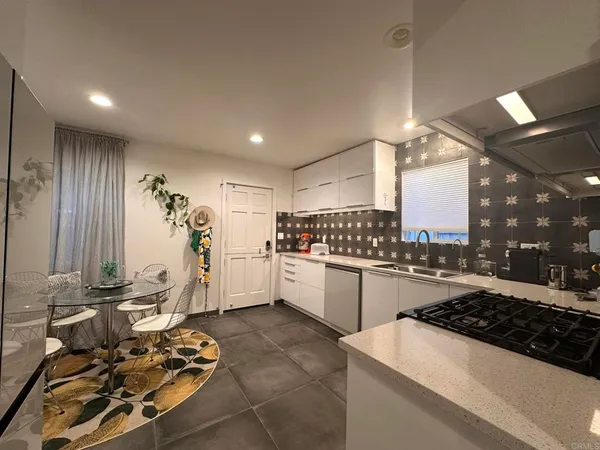 $3,700 | 4043 159th Street, Lawndale, CA 90260