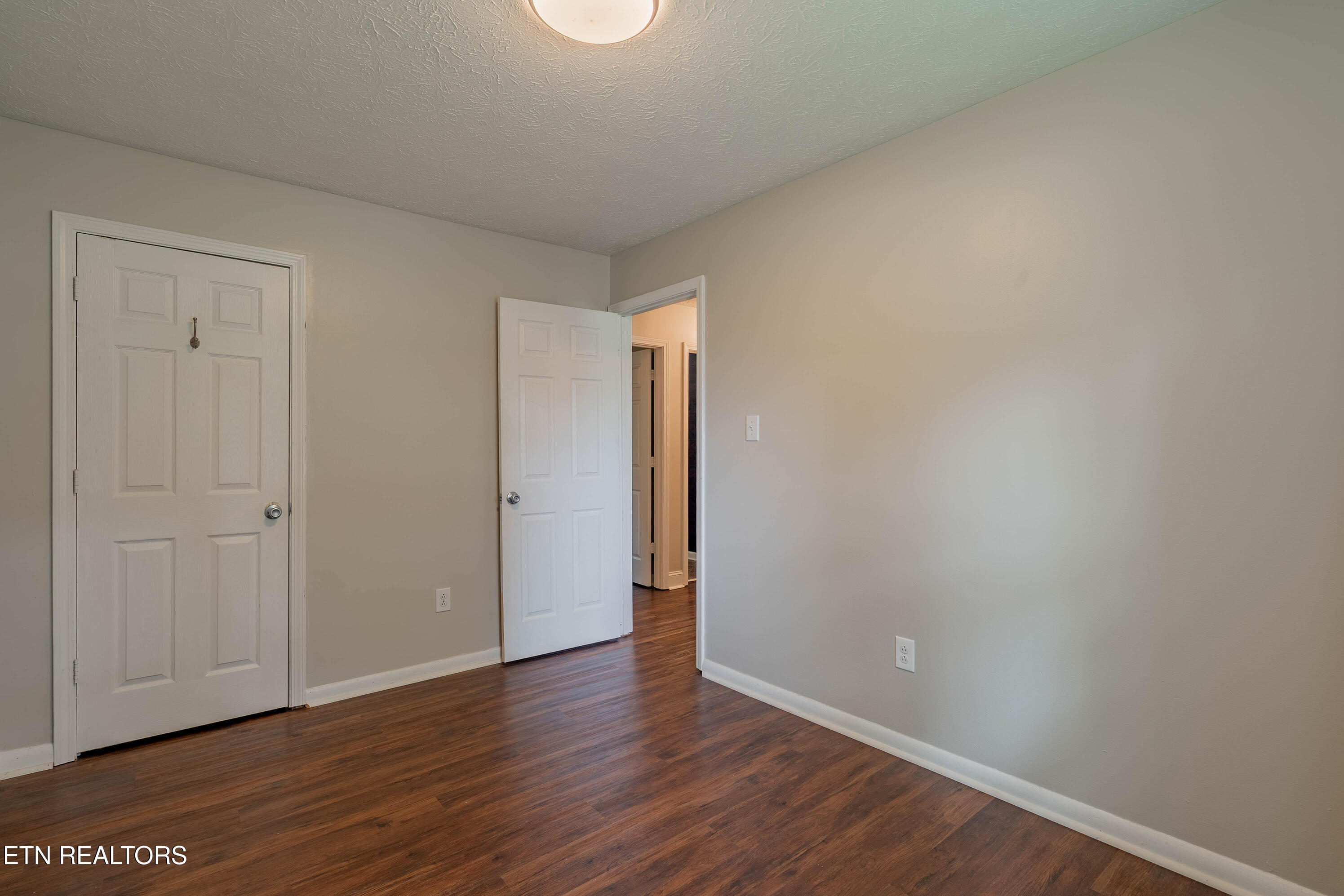 2326 Chukar Road Knoxville, TN 37923 - Photo 15 of 27 c12