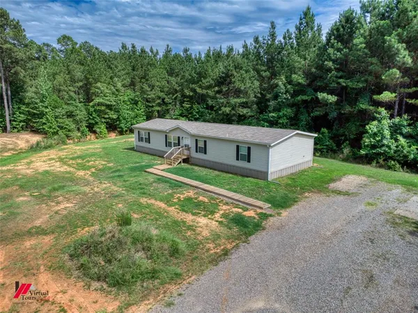 $249,900 | 713 Cemetery Road, Springhill, LA 71075
