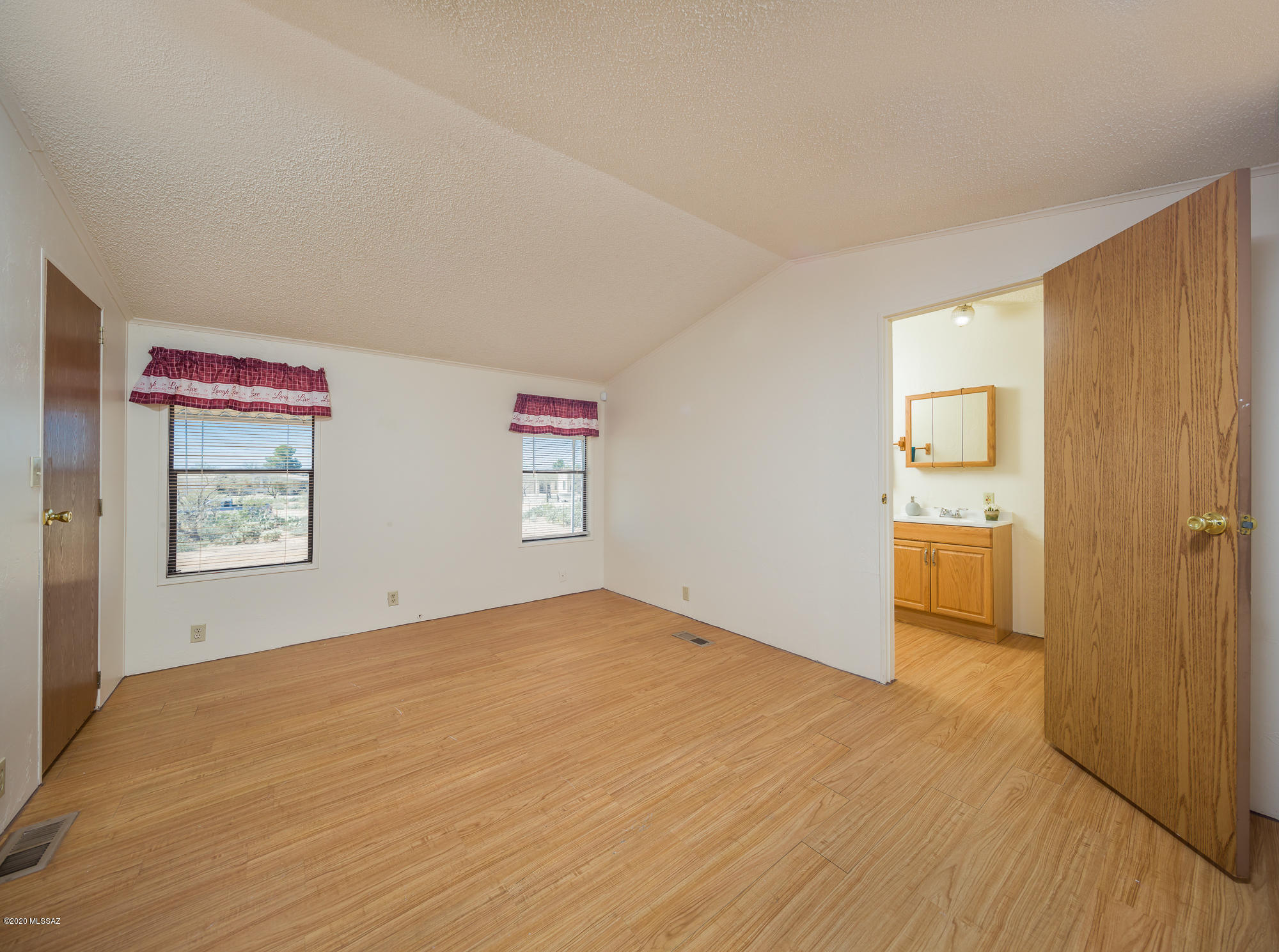 9375 South Rincon Mesa Dr. Vail, AZ 85641 - Photo 6 of 29