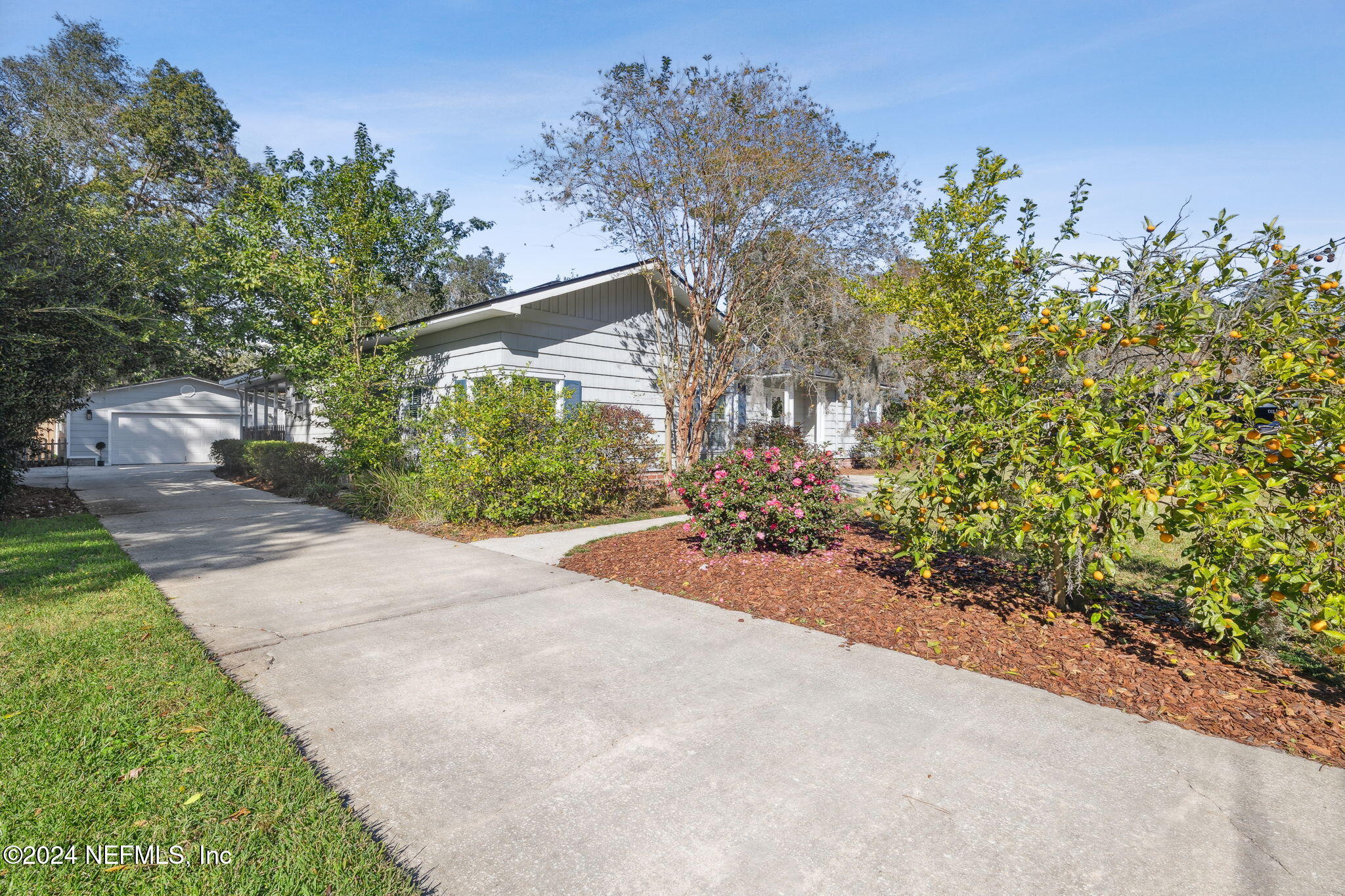 4154 Churchwell Road Jacksonville, FL 32210 - Photo 46 of 48 Driveway