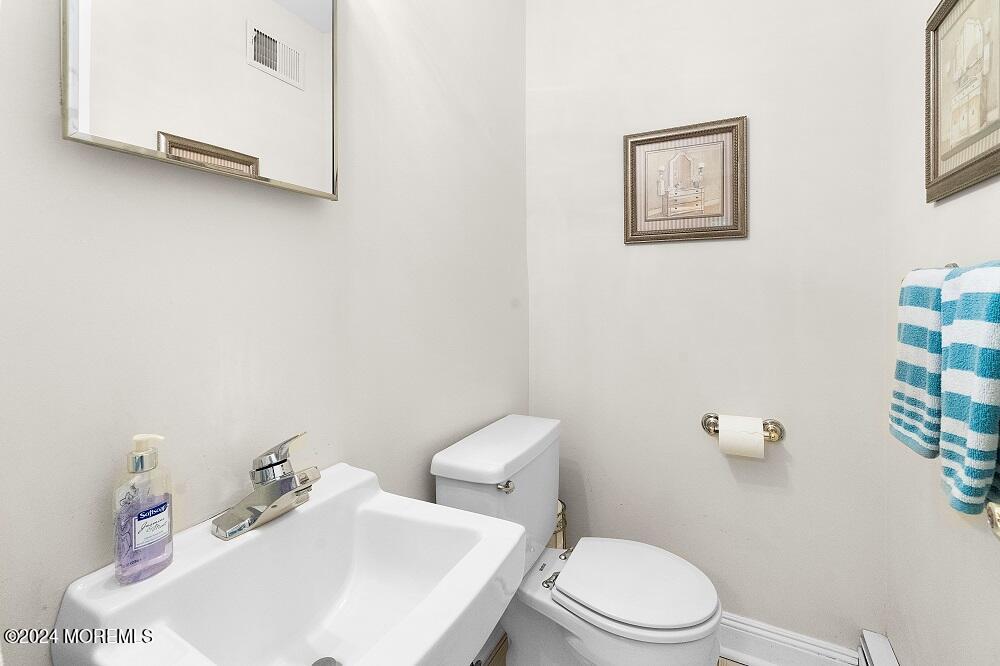 240 Randolph Road Freehold, NJ 07728 - Photo 33 of 41 Half Bath