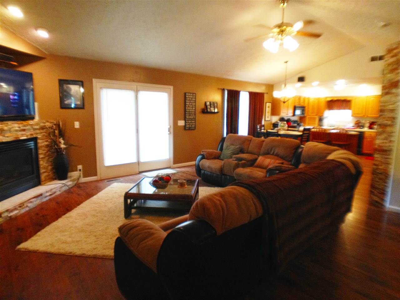 4500 Bell Road Newburgh, IN 47630 - Photo 9 of 30 Gallery Image 9