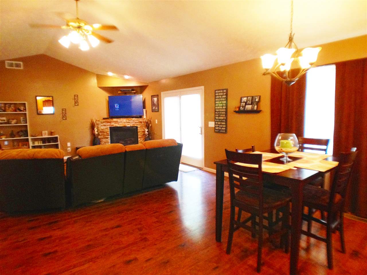 4500 Bell Road Newburgh, IN 47630 - Photo 10 of 30 Gallery Image 10