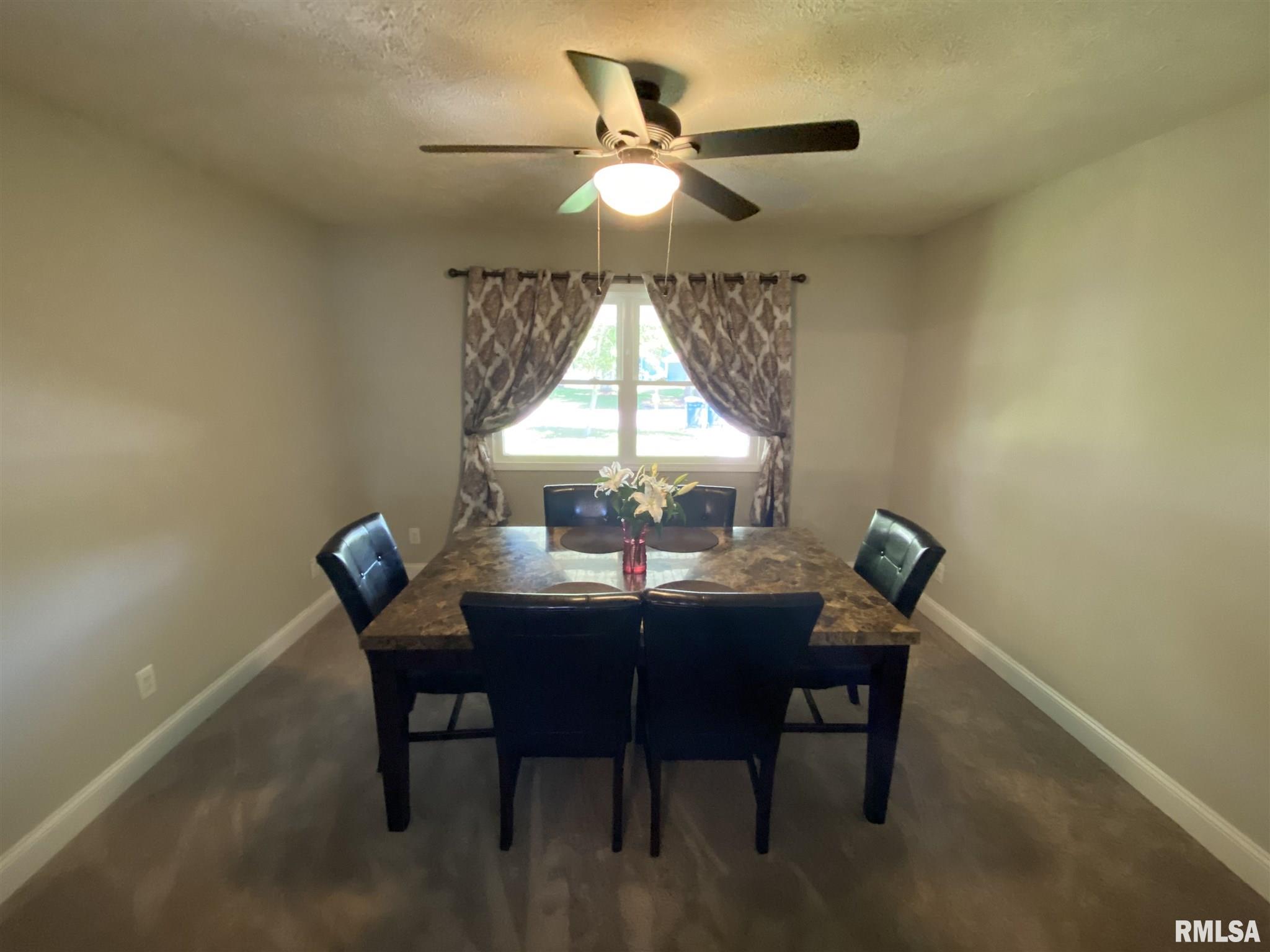 68 Axline Road Chatham, IL 62629 - Photo 11 of 41 Gallery Image 11