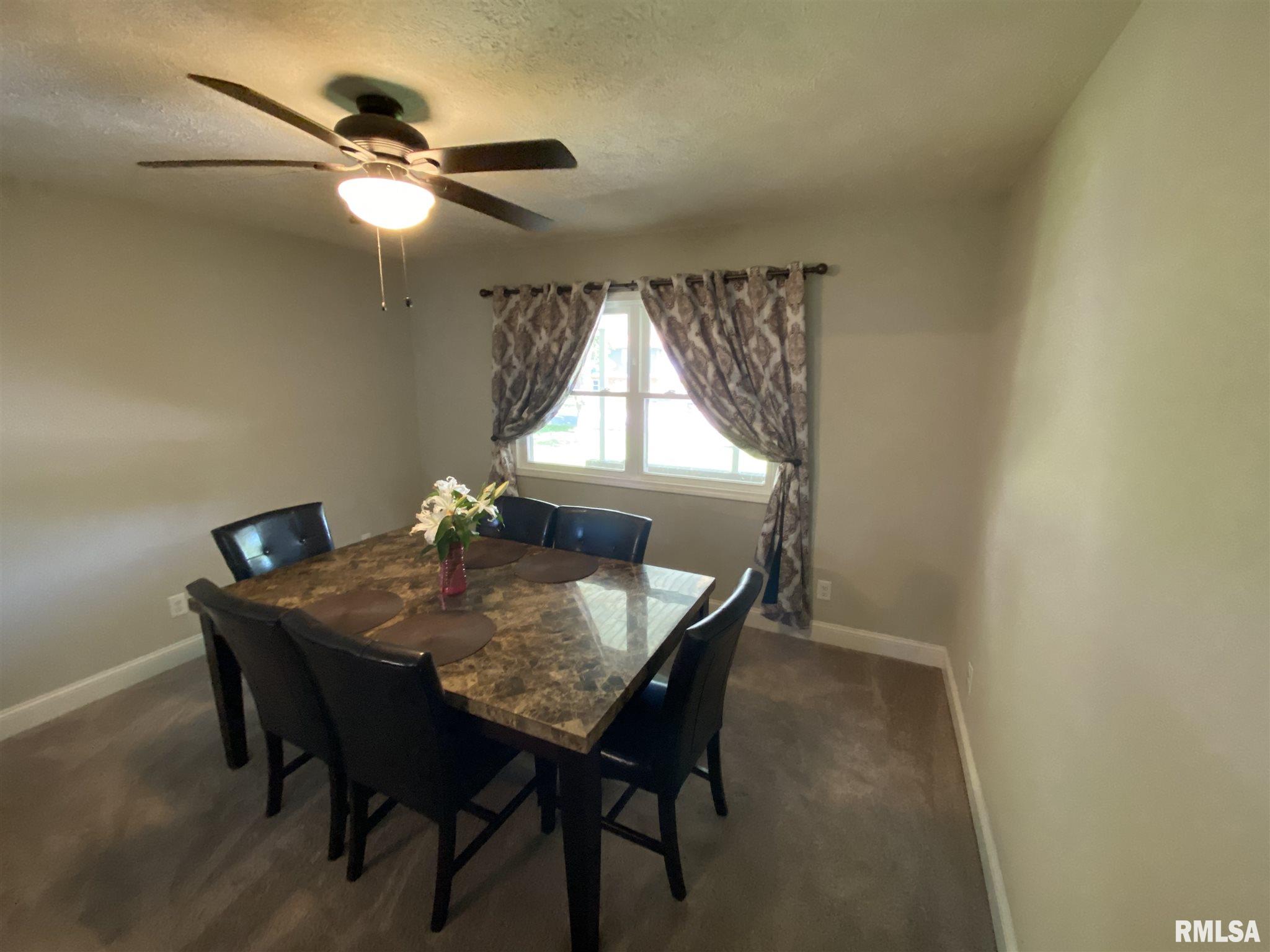 68 Axline Road Chatham, IL 62629 - Photo 13 of 41 Gallery Image 13