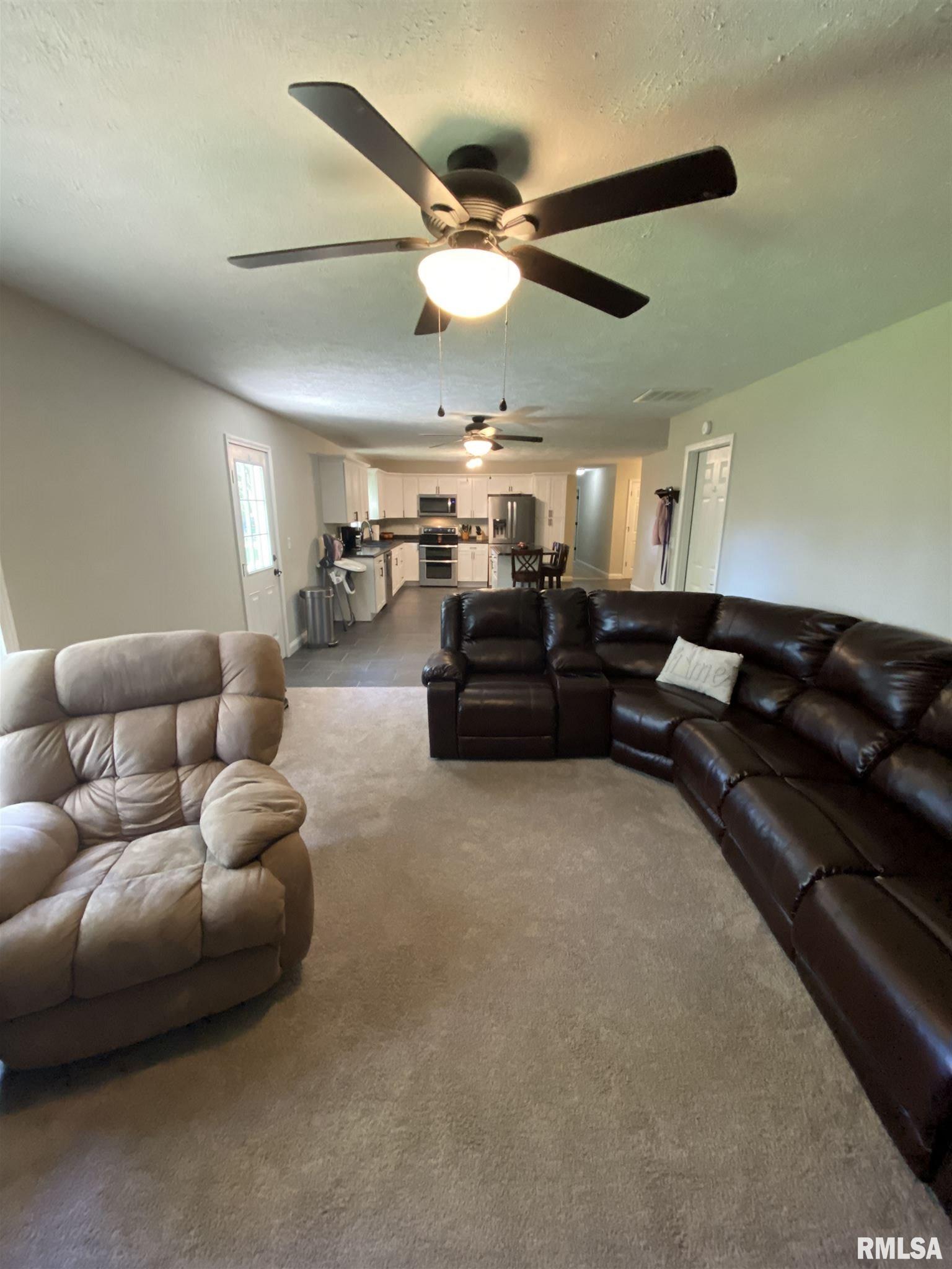 68 Axline Road Chatham, IL 62629 - Photo 19 of 41 Gallery Image 19
