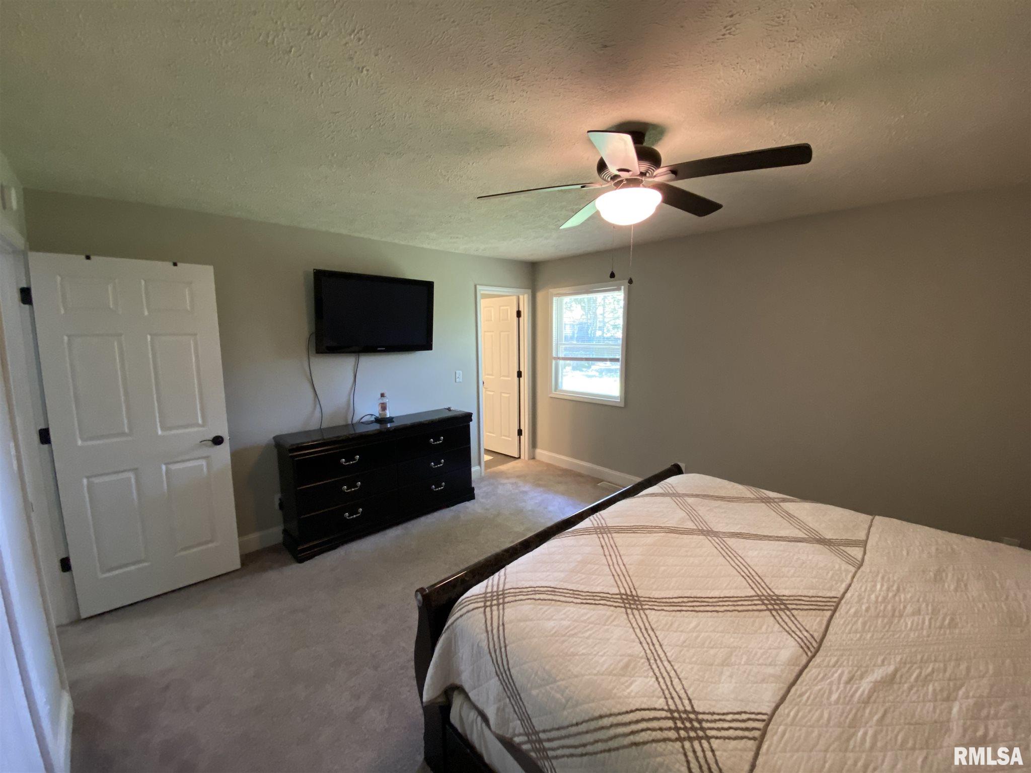 68 Axline Road Chatham, IL 62629 - Photo 27 of 41 Gallery Image 27