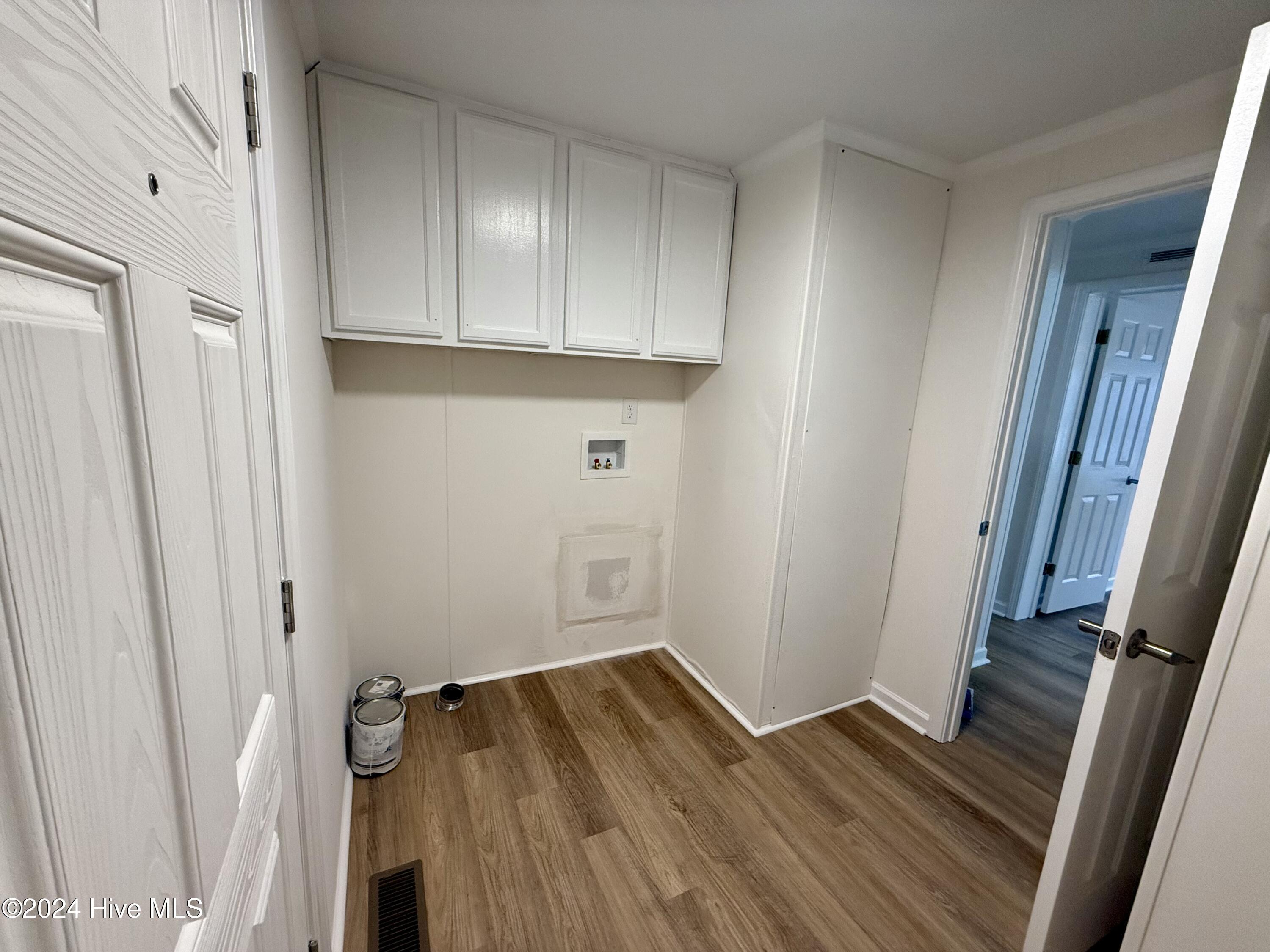 930 Willis Neck Road Vanceboro, NC 28586 - Photo 27 of 28 Laundry
