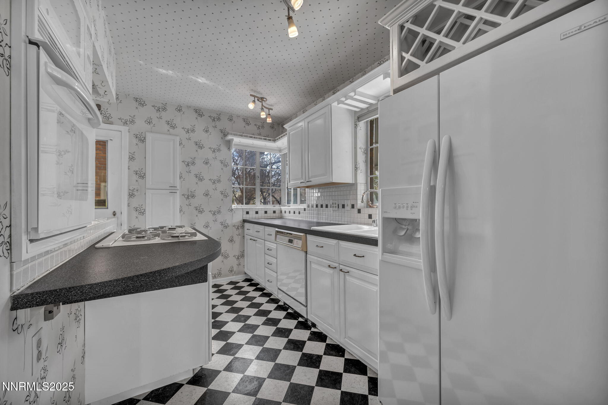 590 St Lawrence Avenue Reno, NV 89509 - Photo 16 of 75 46-web-or-mls-590-st-lawrence-ave