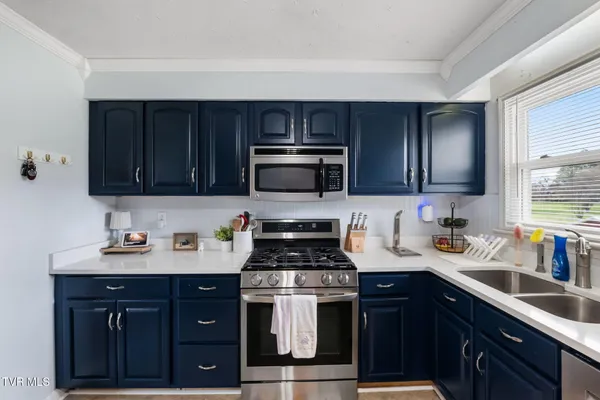 $424,500 | 19763 McCray Drive, Abingdon, VA 24211