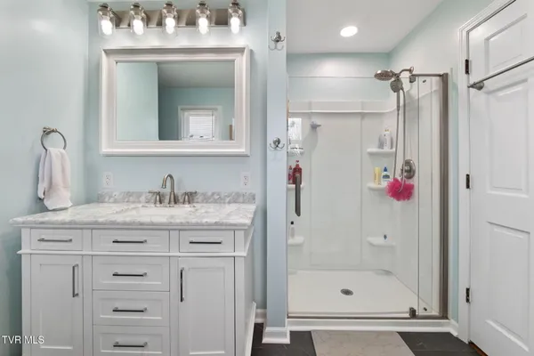 $424,500 | 19763 McCray Drive, Abingdon, VA 24211