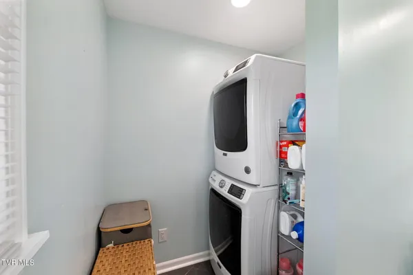 $424,500 | 19763 McCray Drive, Abingdon, VA 24211