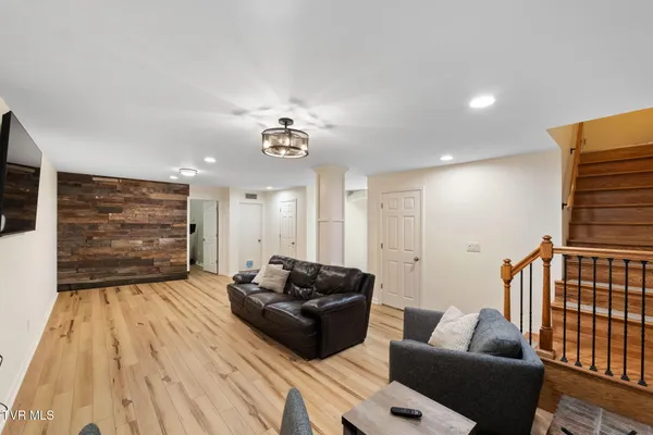 $424,500 | 19763 McCray Drive, Abingdon, VA 24211