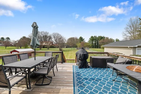 $424,500 | 19763 McCray Drive, Abingdon, VA 24211