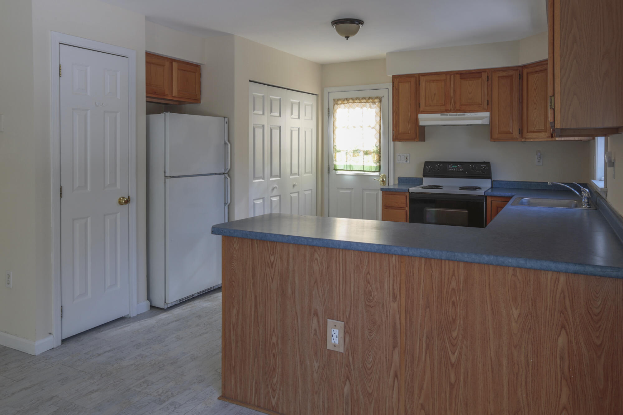 43 West Waldo Road Belfast, ME 04915 - Photo 7 of 26 43 W Waldo Kitchen 5