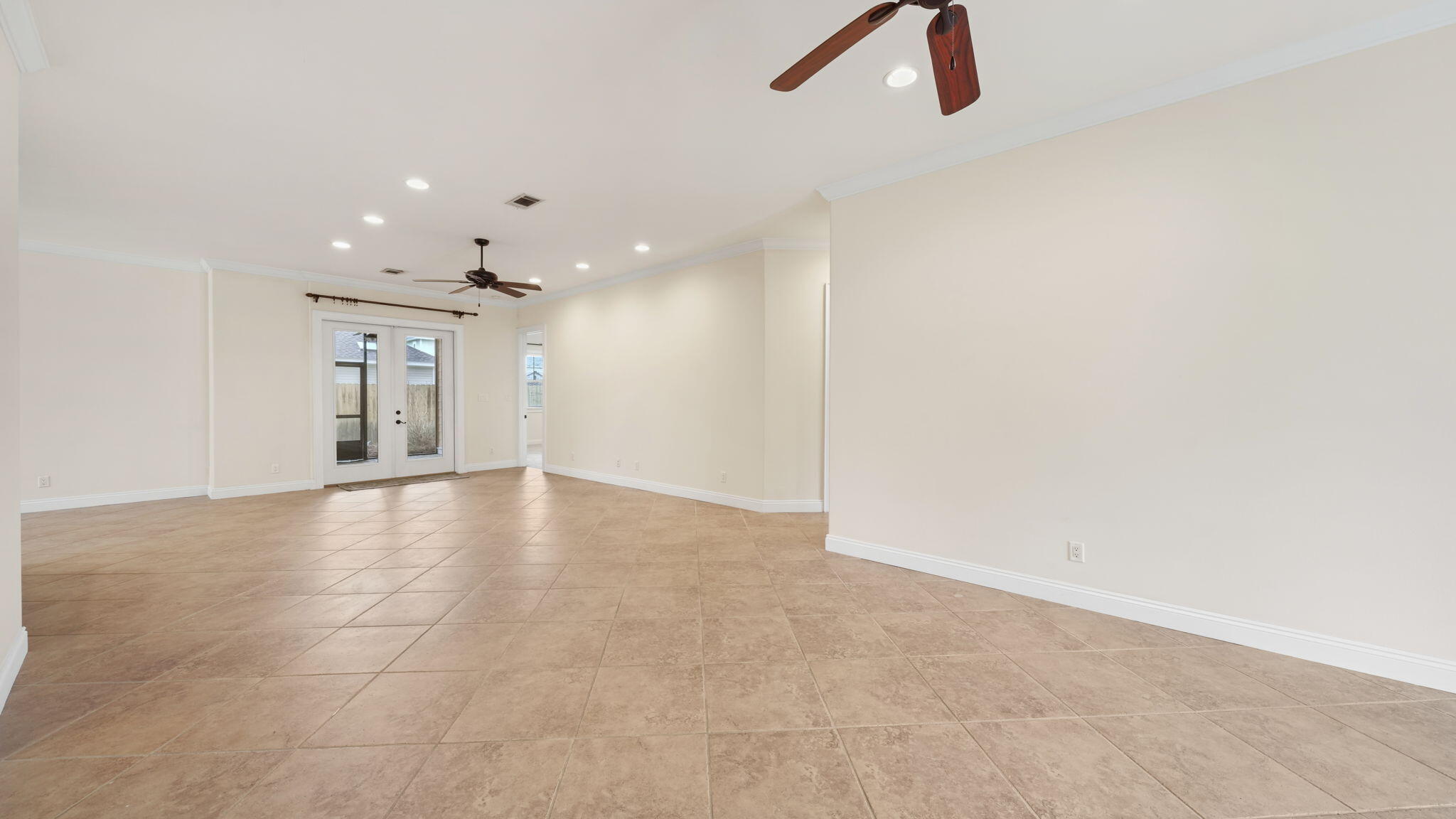 134 Rivercrest Circle Santa Rosa Beach, FL 32459 - Photo 8 of 31 8. Livingroom