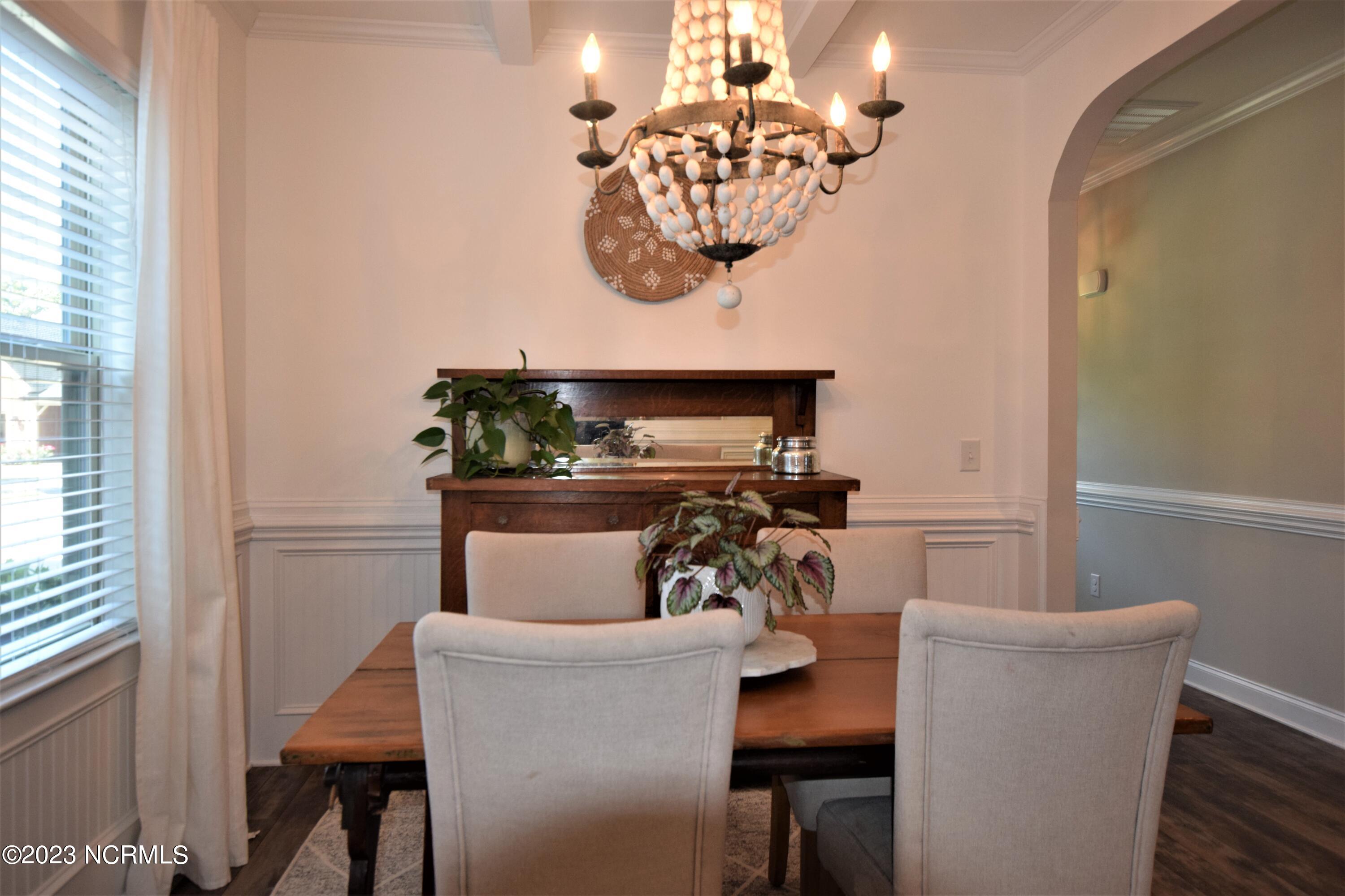 398 Kerr Lake Road Aberdeen, NC 28315 - Photo 14 of 37 Dining Room