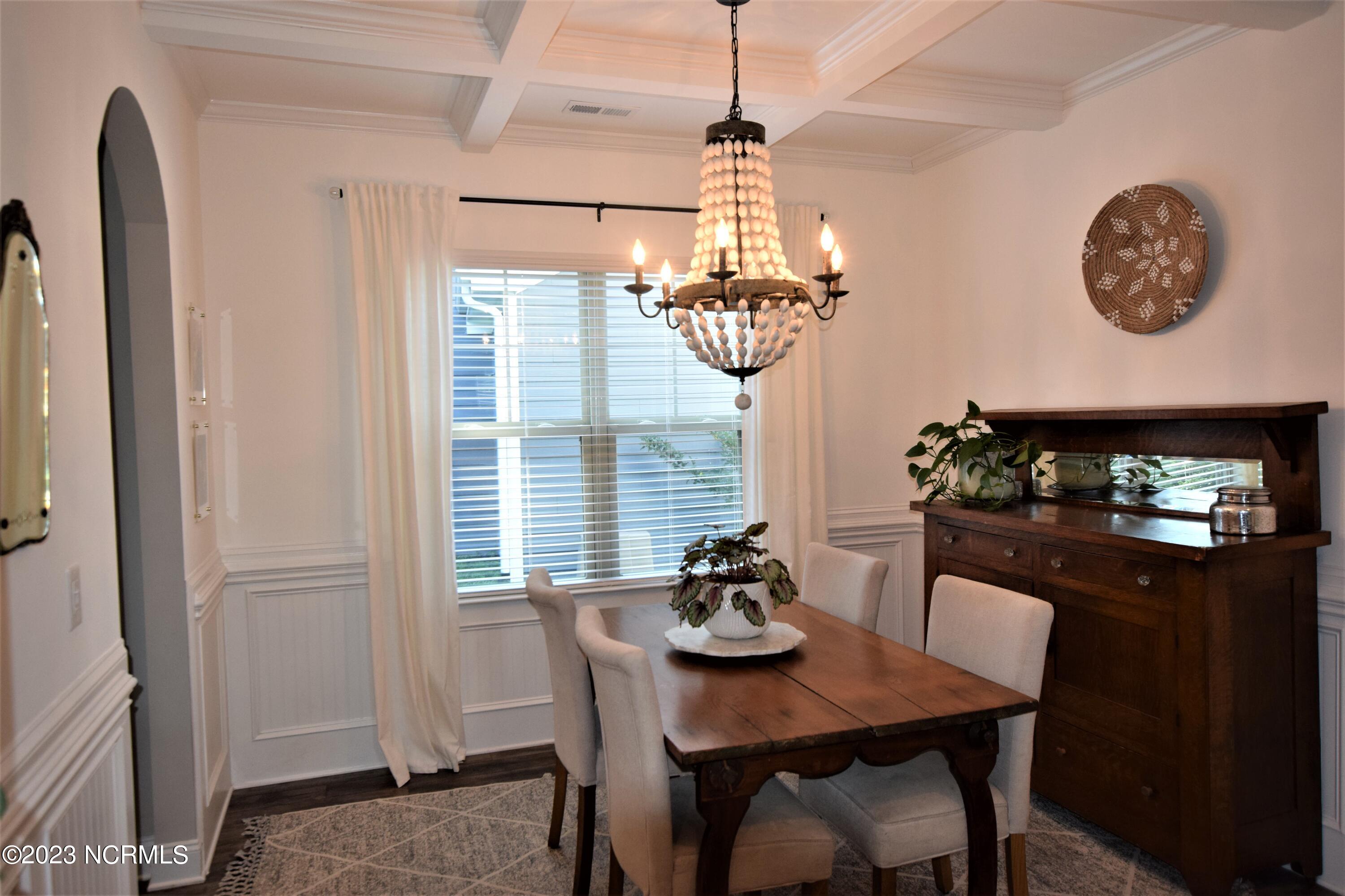 398 Kerr Lake Road Aberdeen, NC 28315 - Photo 16 of 37 Dining Room