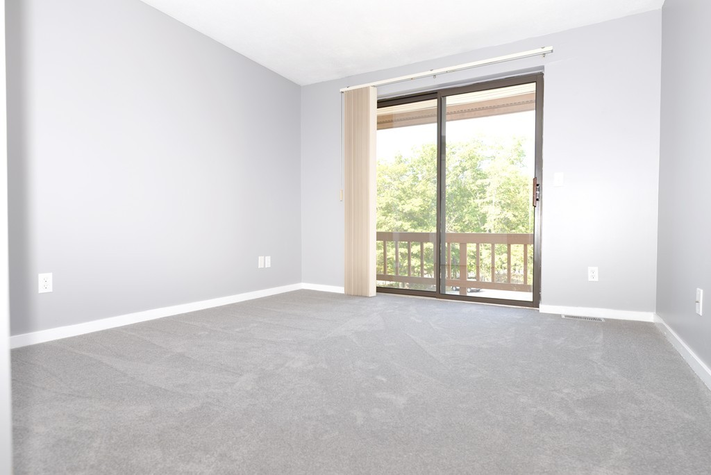 132 West Meadow Road, Unit 14 Haverhill, MA 01832 - Photo 7 of 21 Gallery Image 7
