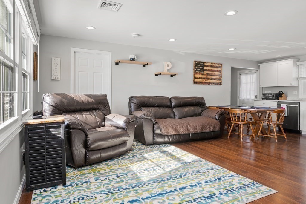 84 Barbara Road Raynham, MA 02767 - Photo 5 of 18 Gallery Image 5