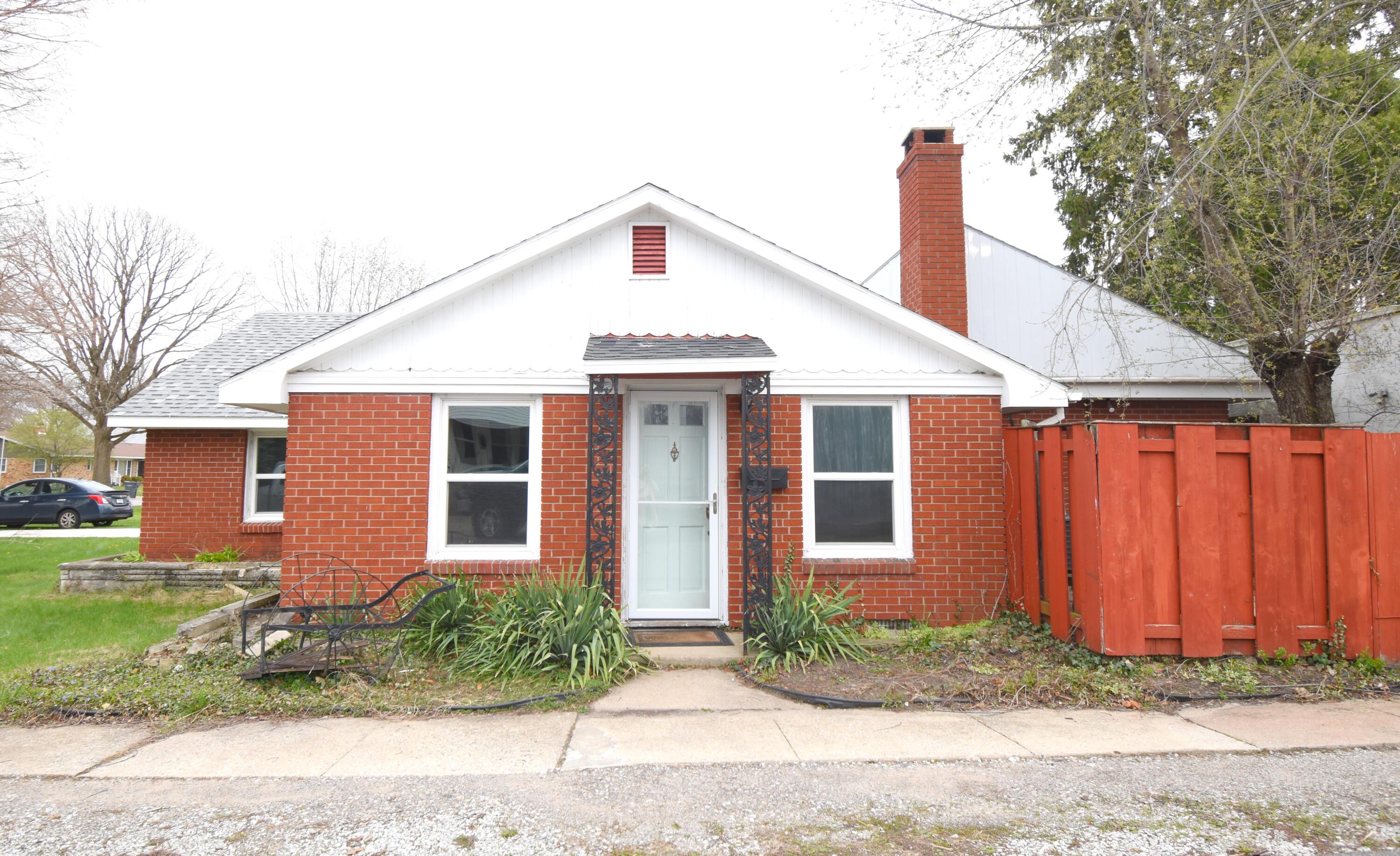 829 West Washington Street Rensselaer, IN 47978 - Photo 7 of 37 3000x1835