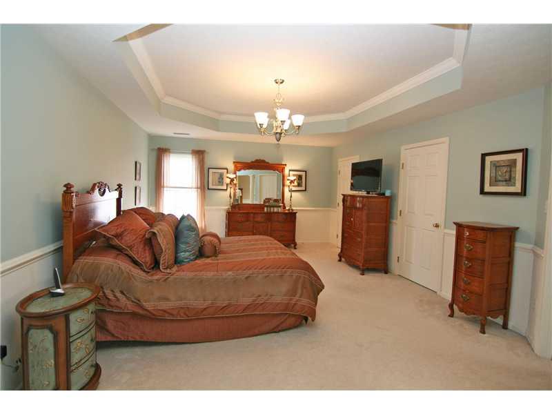313 Buffalo Ridge Road Canonsburg, PA 15317 - Photo 16 of 25 Master Bath/Spa. A Master s suite fit for royalty! This room will accommodate all styles of furniture. Notice the tray ceiling.