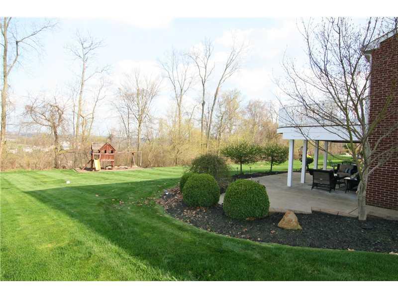 313 Buffalo Ridge Road Canonsburg, PA 15317 - Photo 22 of 25 Yard/Garden. A rear yard you DREAM about!