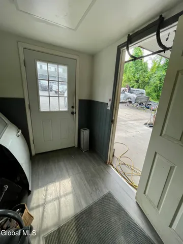 $2,850 | 1471 Broadway, Schenectady, NY 12306