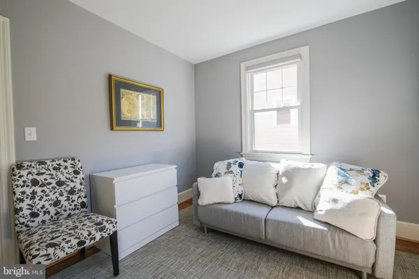 $7,000 | 236 North Cleveland Street, Arlington, VA 22201