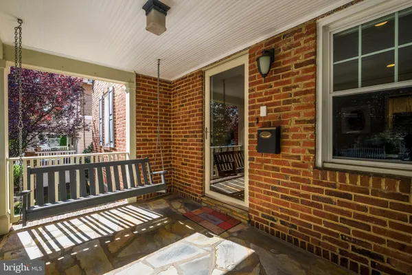 $7,000 | 236 North Cleveland Street, Arlington, VA 22201