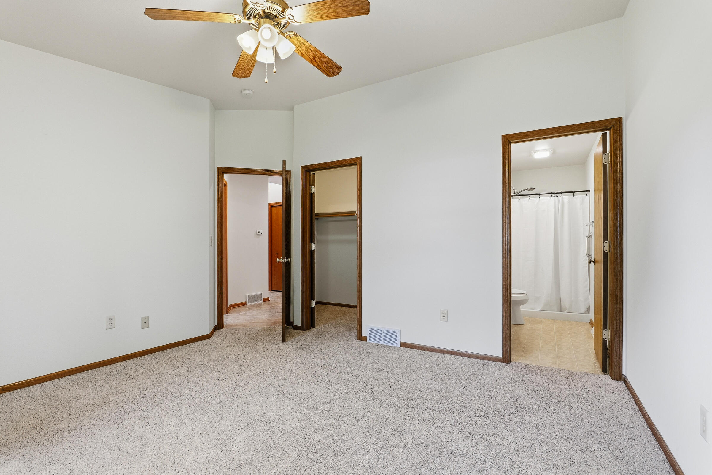 437 Kennedy Court Howards Grove, WI 53083 - Photo 14 of 28 Tall Ceilings!