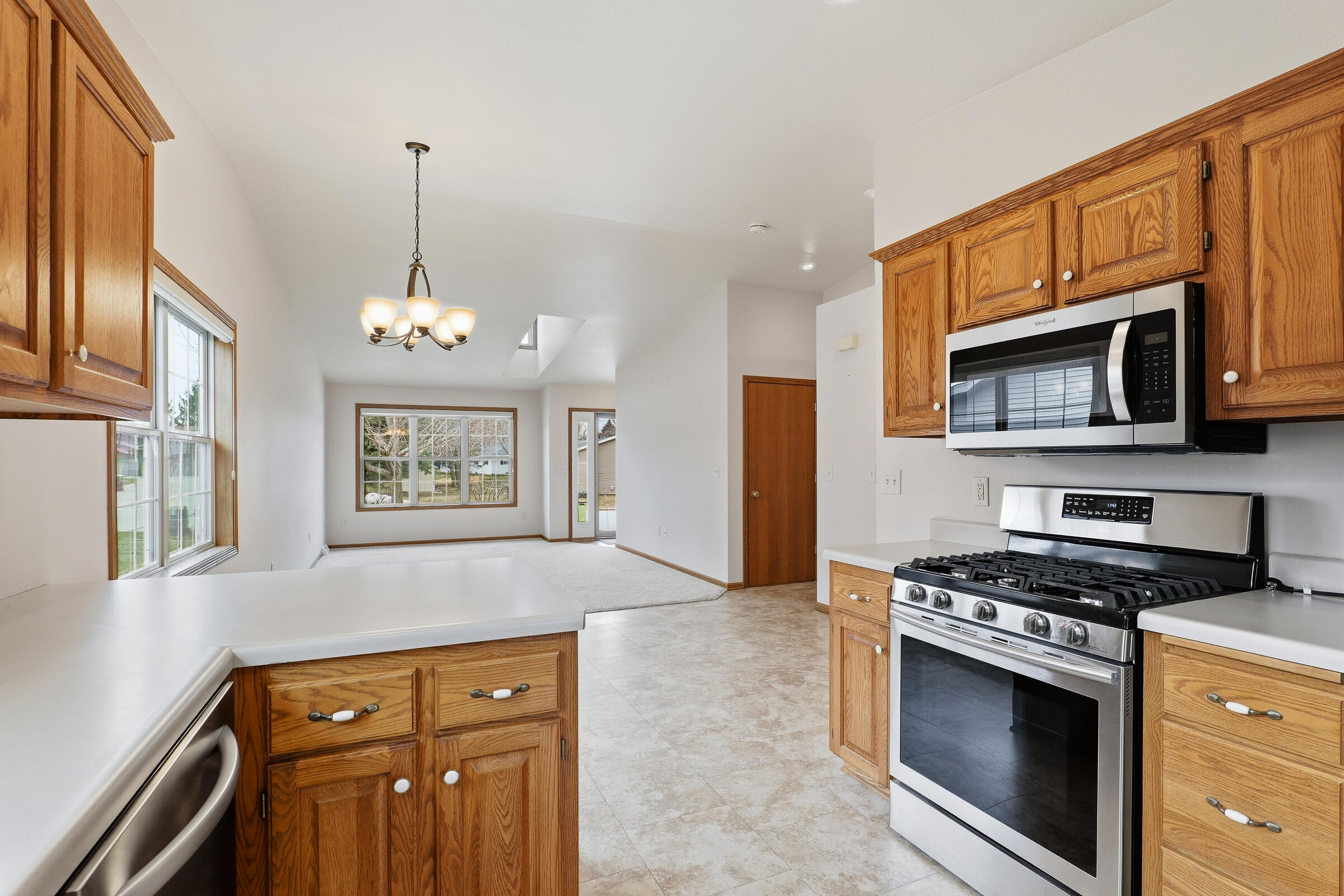 437 Kennedy Court Howards Grove, WI 53083 - Photo 3 of 28 Appliances Included