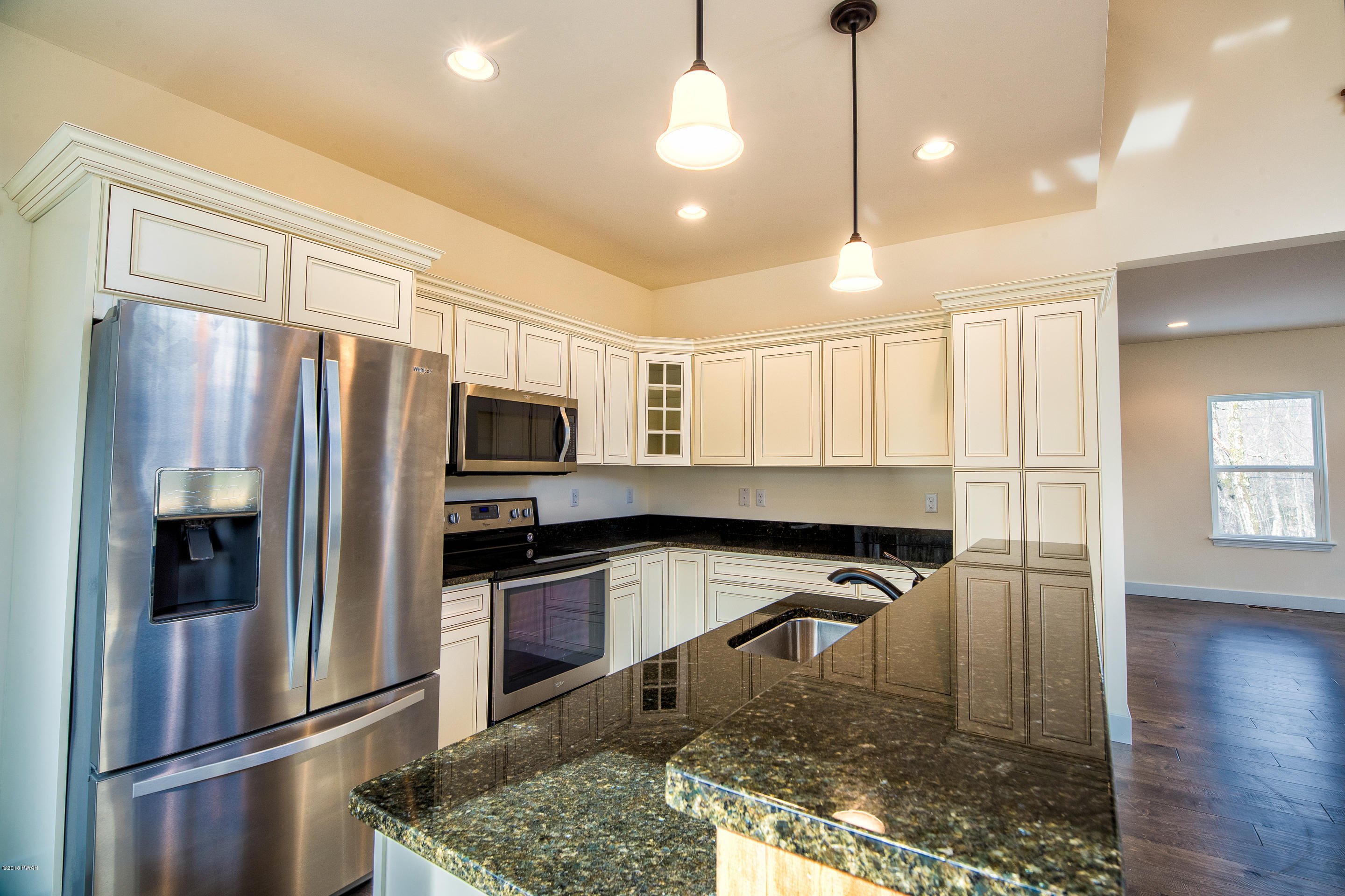 266 West Lakeview Road Lackawaxen, PA 18435 - Photo 10 of 18