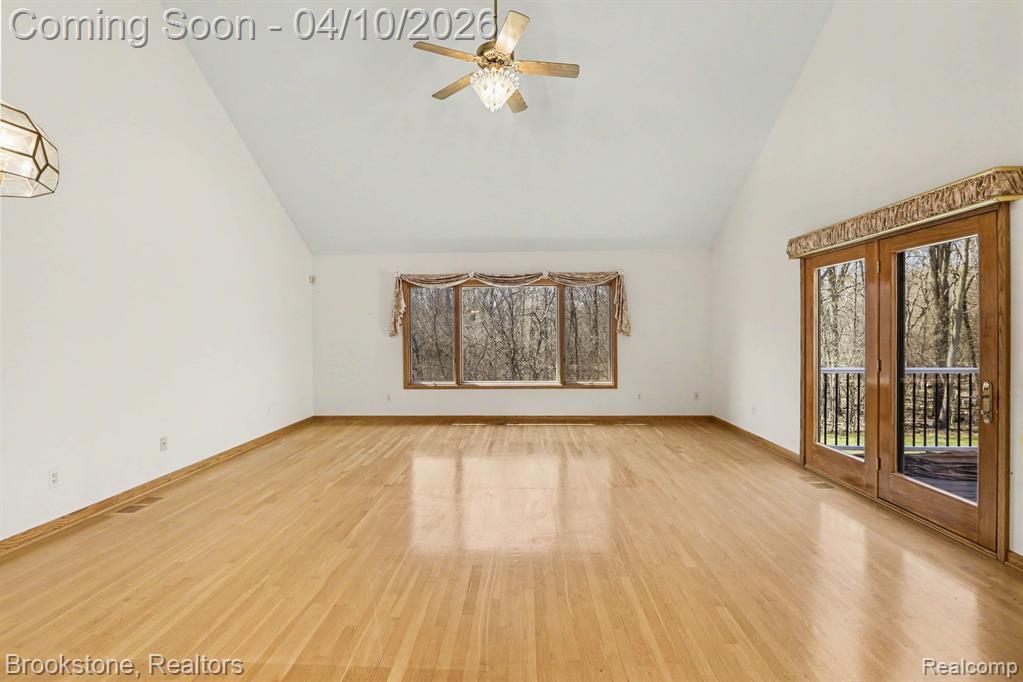 3376 Rivers Edge Drive Wayne, MI 48184 - Photo 6 of 40
