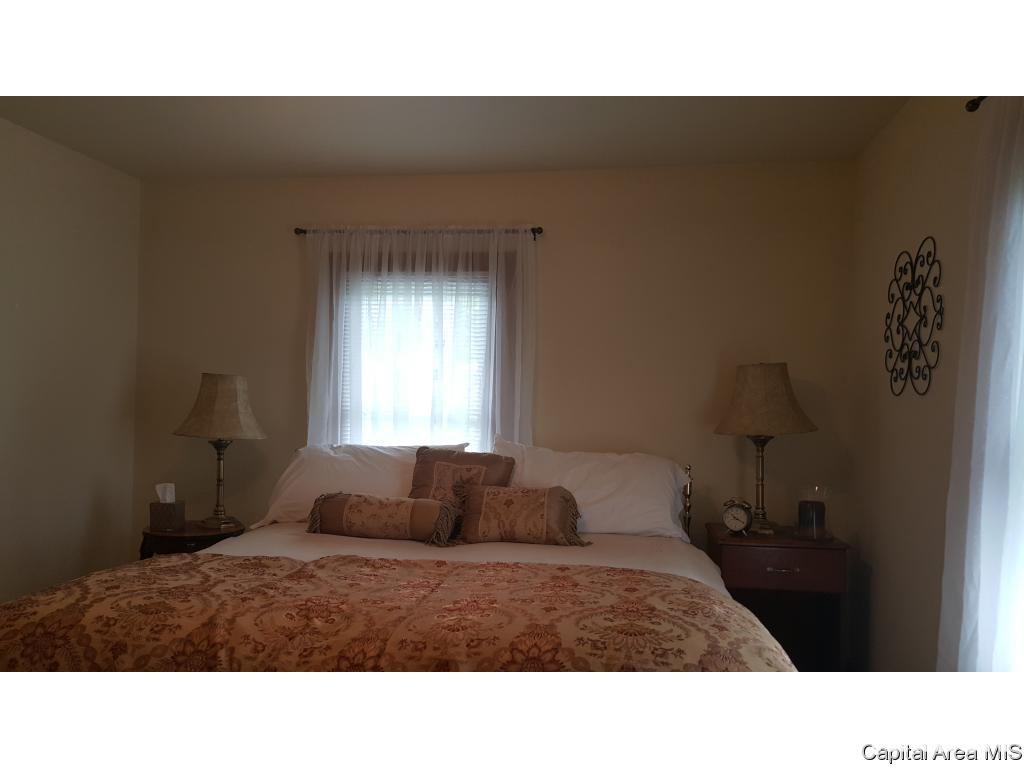 2744 Knox Road 500 East Rio, IL 61472 - Photo 18 of 35 Gallery Image 18