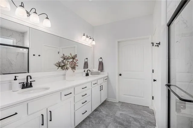 $485,000 | 3922 Northwest 96th Street, Kansas City, MO 64154